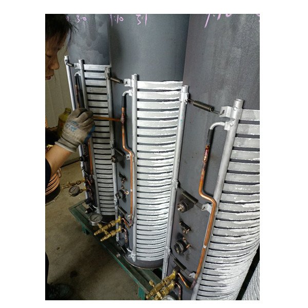 Serbatoio del radiatore Nissan per componenti del motore in plastica per liquido di raffreddamento OEM 